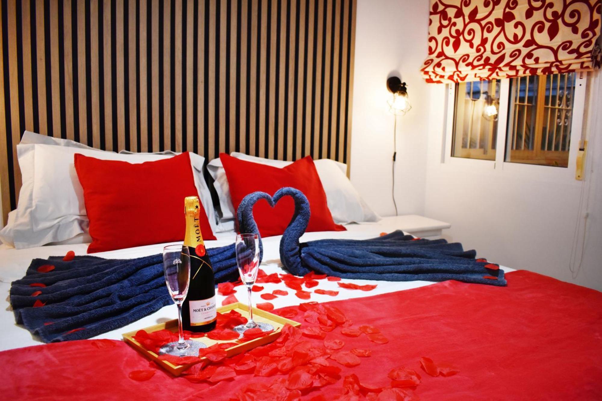 Apartamento With Jacuzzi En Torremolinos, Garipolo 1 By Namaste Elite